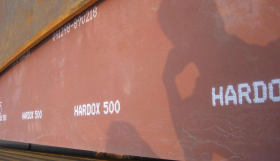 HARDOX500耐磨钢板|HARDOX500耐磨钢板现货直销切割加工