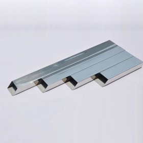 201/304不锈钢装饰管 佛山不锈钢生产厂家 钛金不锈钢管 矩形管