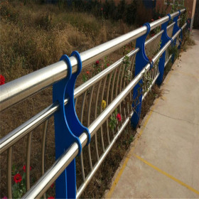 淄博桥梁复合管护栏 304碳素钢复合管厂家立柱喷塑加工定制